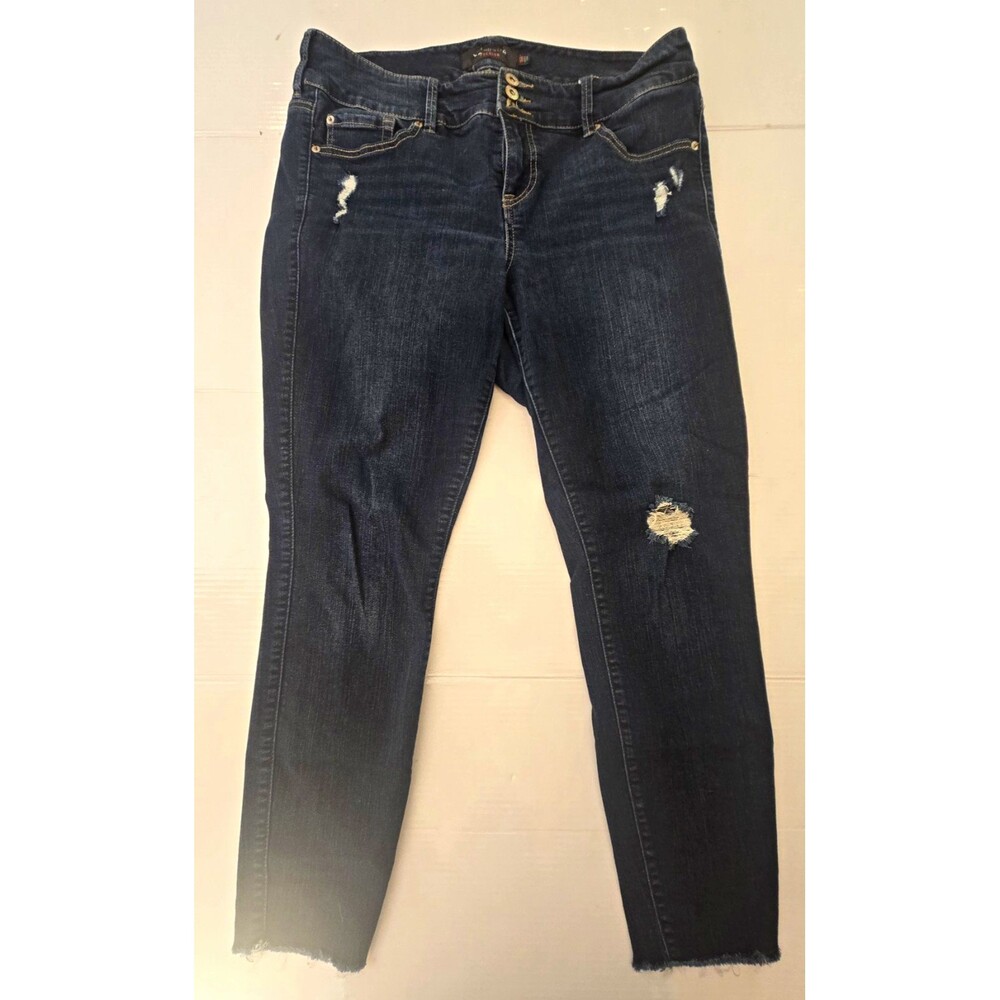Torrid Premium Women's Ankle Jeans Blue Distressed Stretch Denim 5-Pocket
